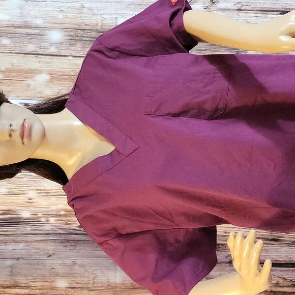 NWOT Dickies WOMEN'S Nursing Scrub Shirt Size M - Picture 2 of 8